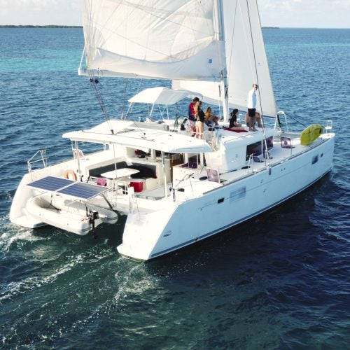 Belize catamaran sailing vacation sea