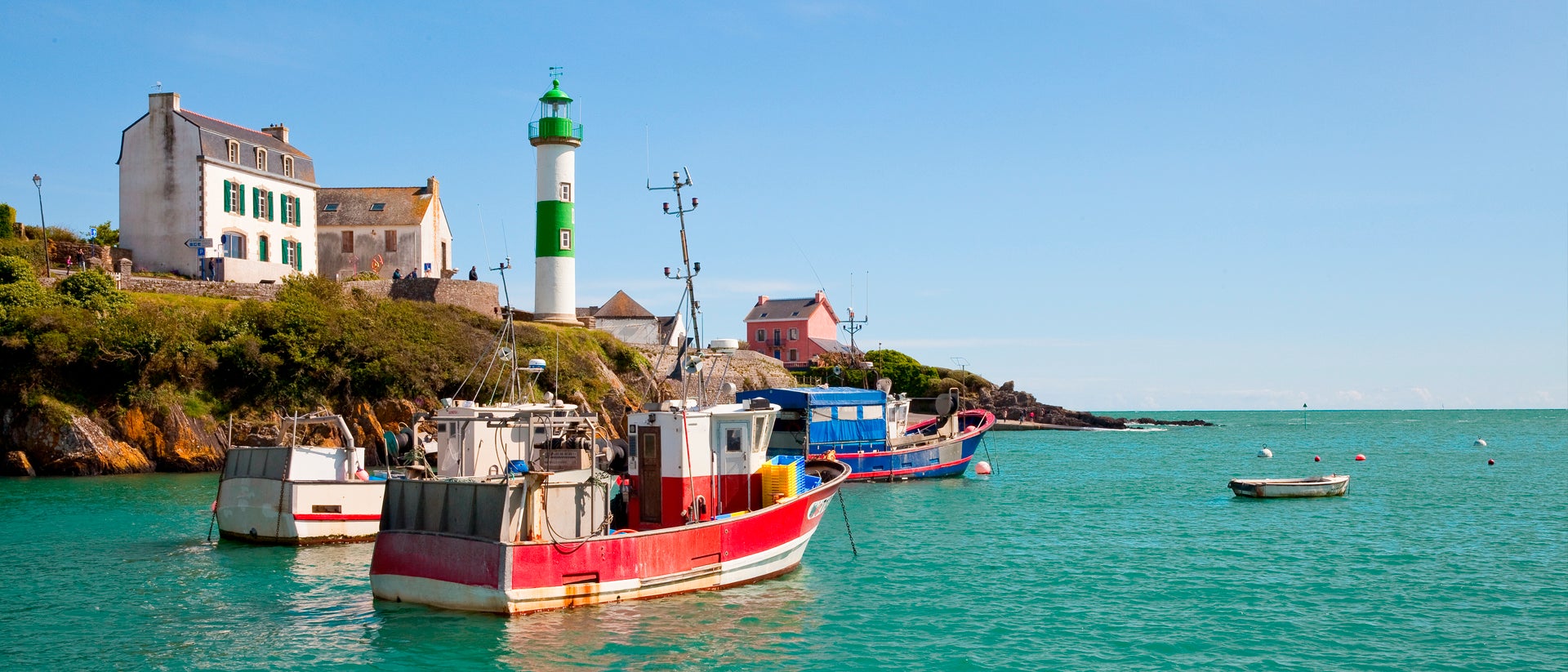 Brittany sailboat lighthouse yacht charter