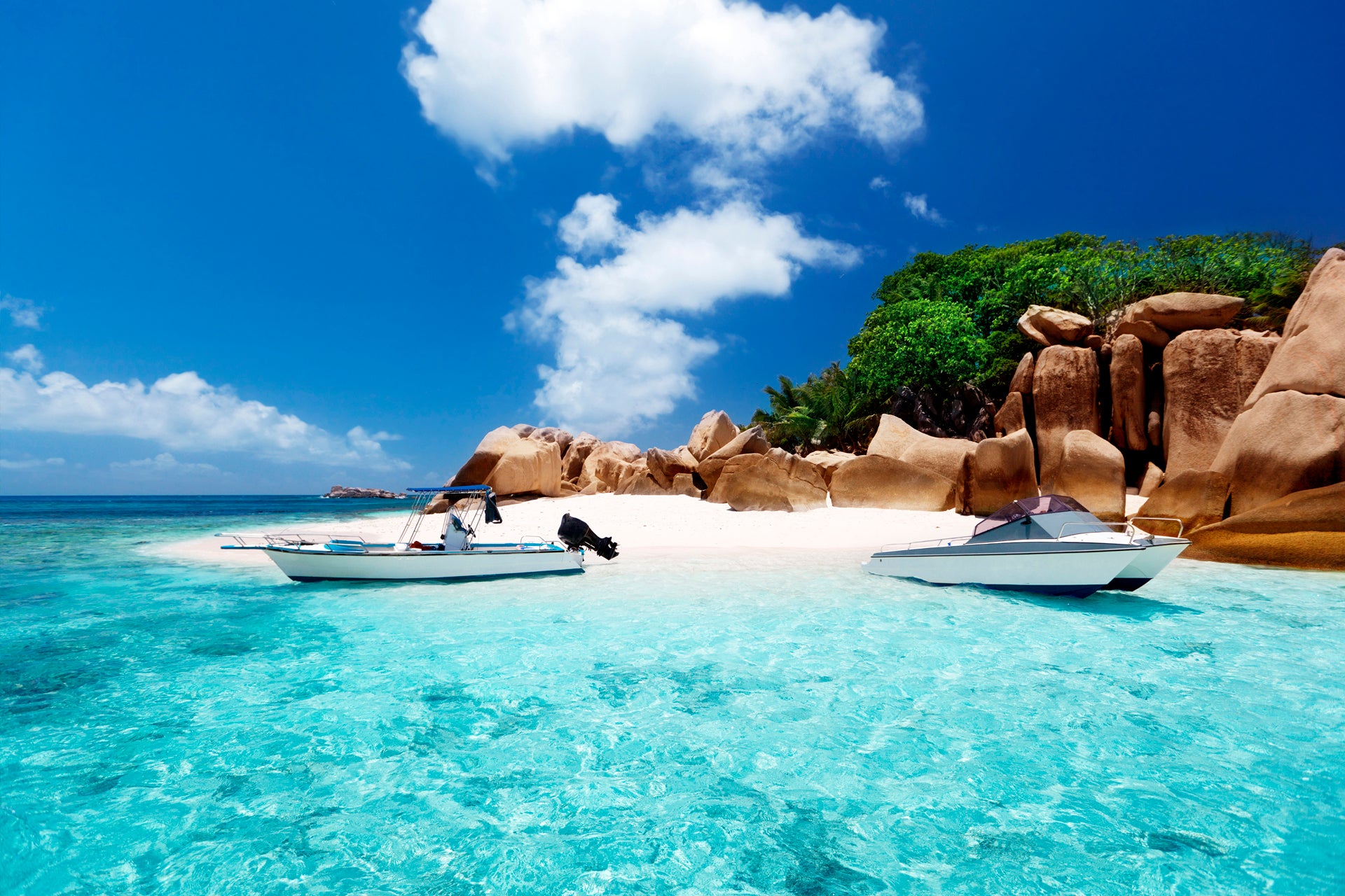 Indian Ocean beach and yacht charters and boats