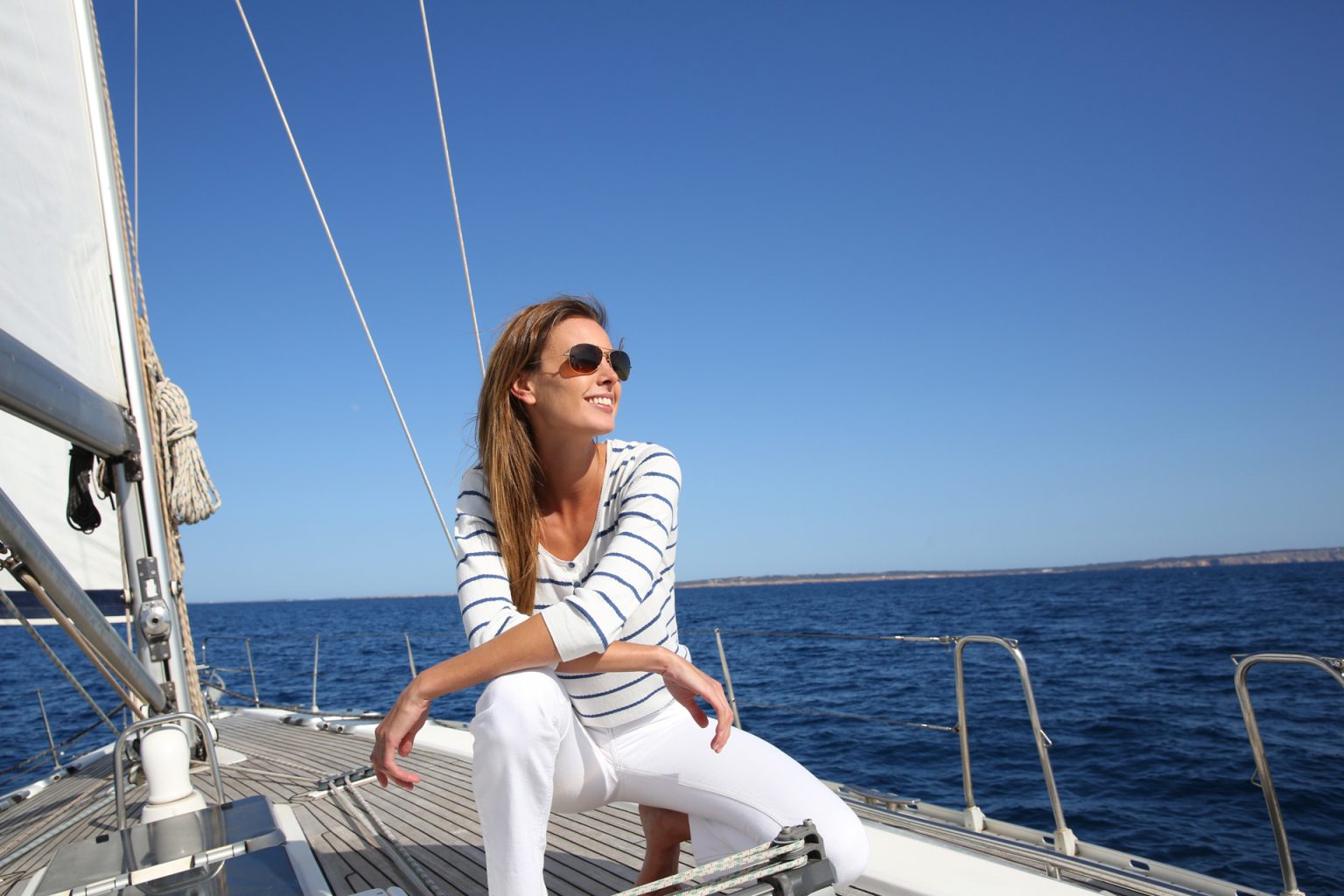 sailboat charter sweden