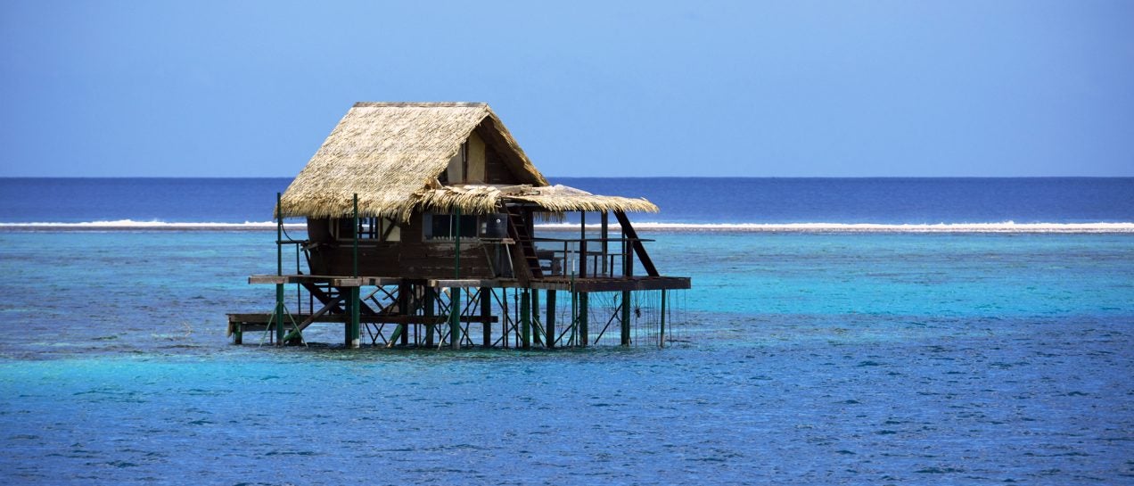 Tahiti sea cabin blue waters