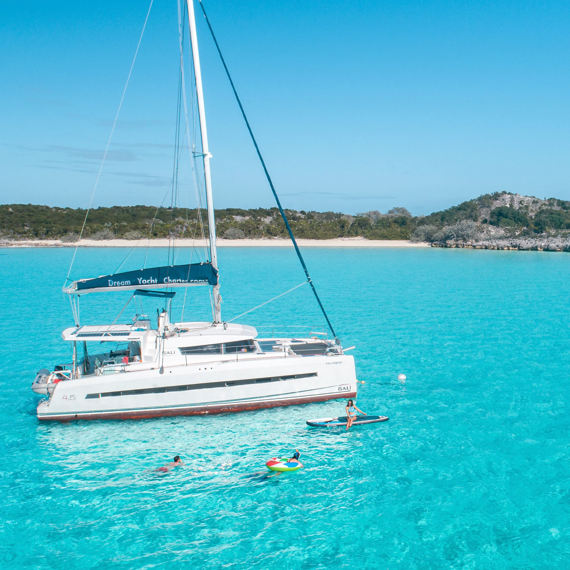 Bahamas catamaran yacht charter