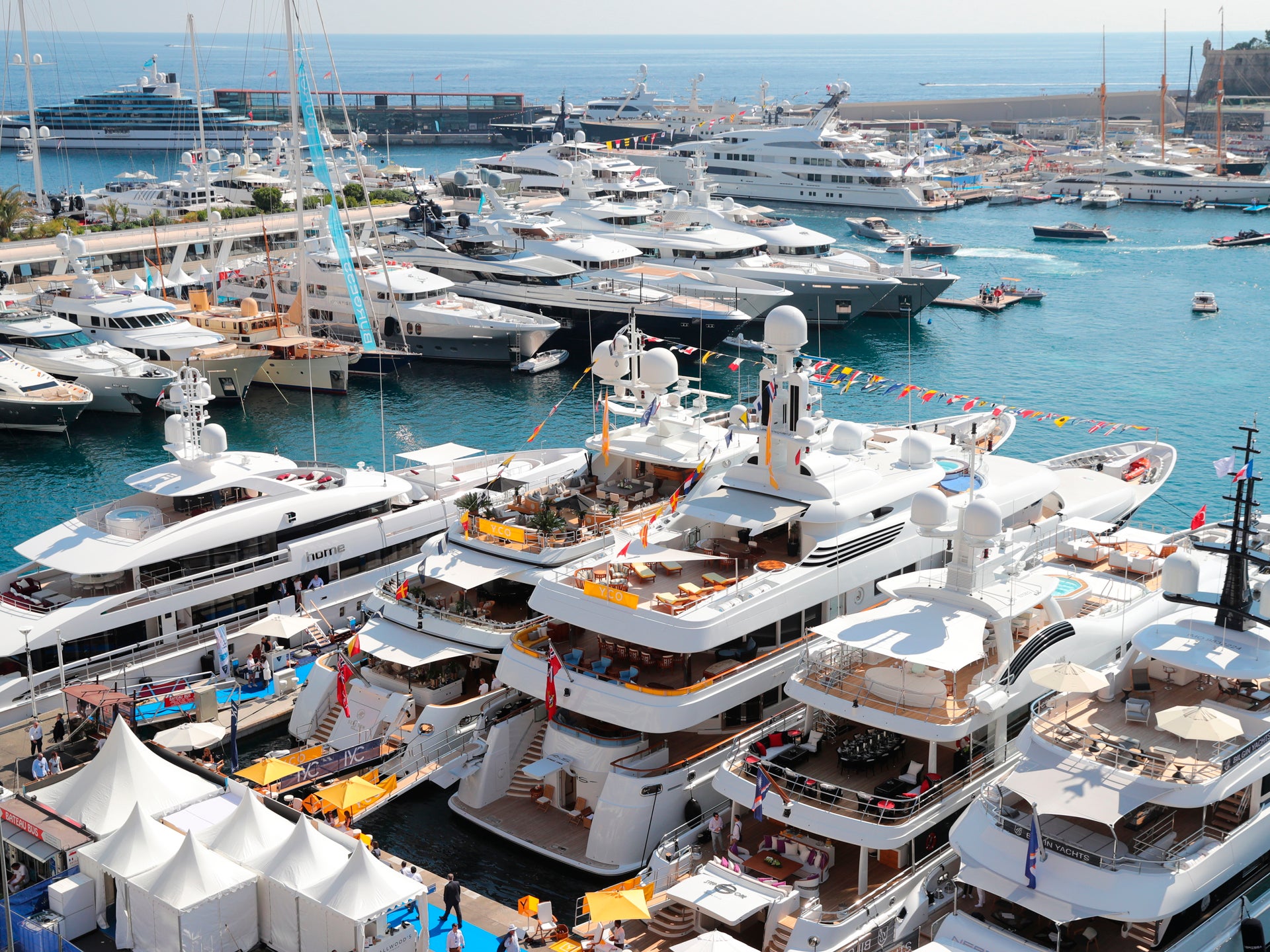 Dream Yacht charters Fleet anchored in marina port