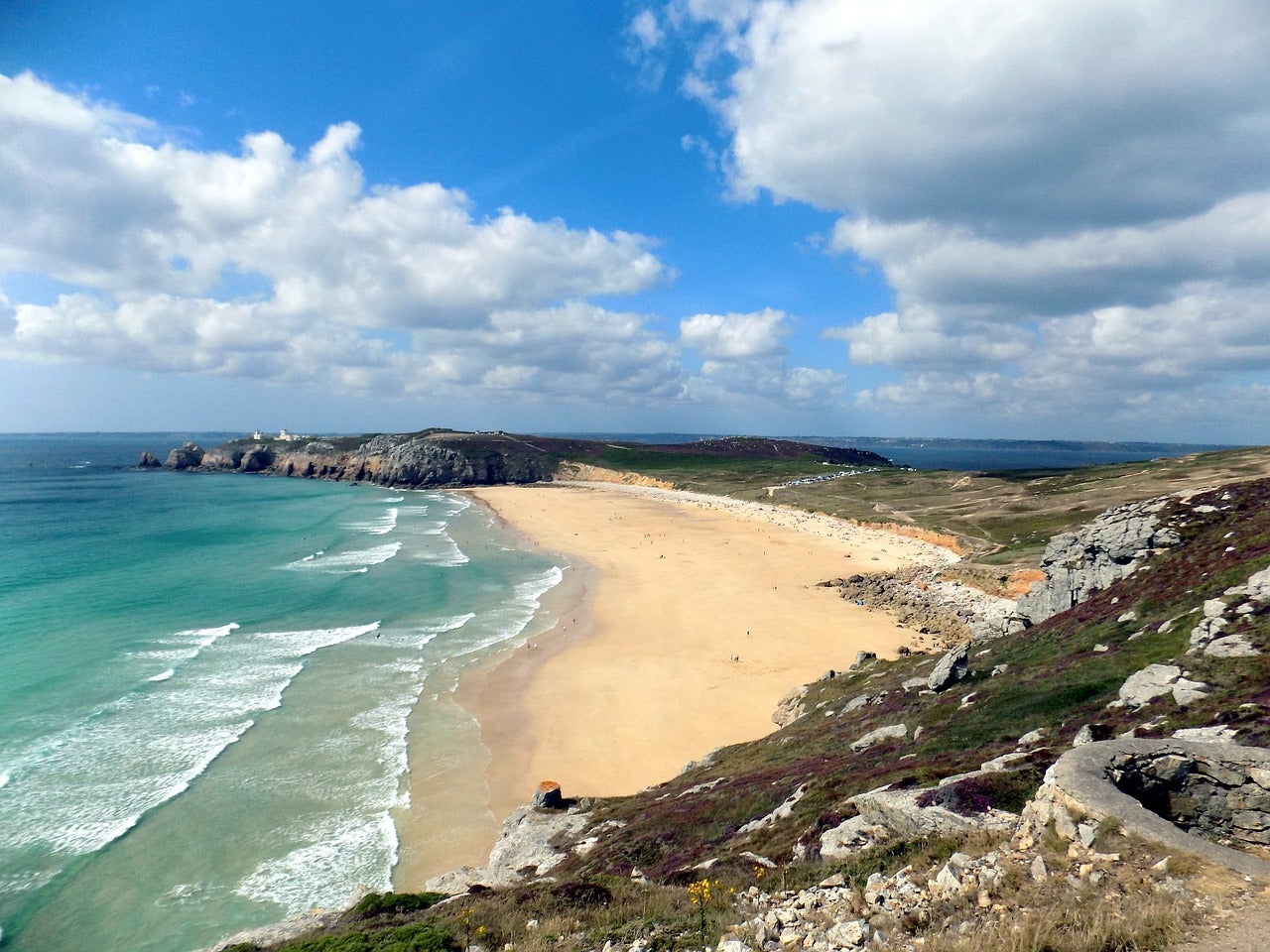 croisière en bretagne sud dream yacht charter golf du morbihan - baie de quibron