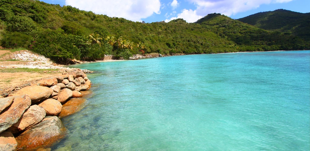 Sailing in the BVI - Brewers Bay