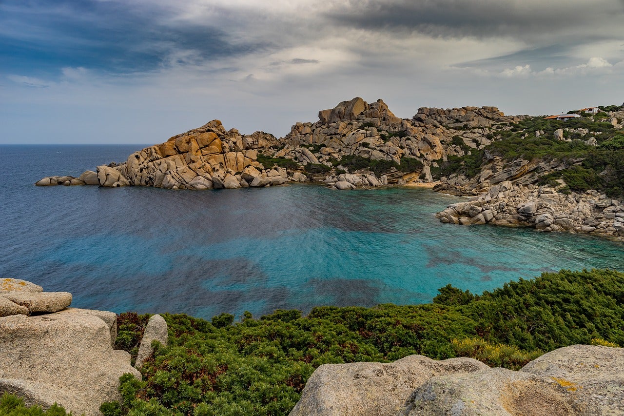 Quand et où partir en croisière en Méditerranée ? À chaque mois sa destination idéale-Dream Yacht Charter- Corse