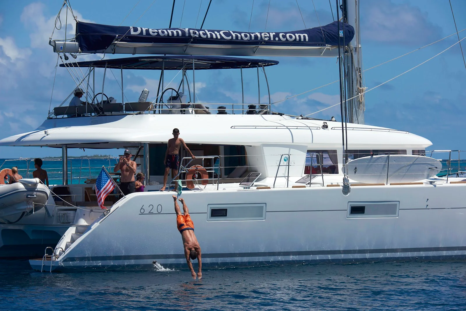 votre bateau en gestion locative Dream Yacht Charter Dream Easy