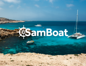 Catamaran and beach of Samboat and Yacht Charter