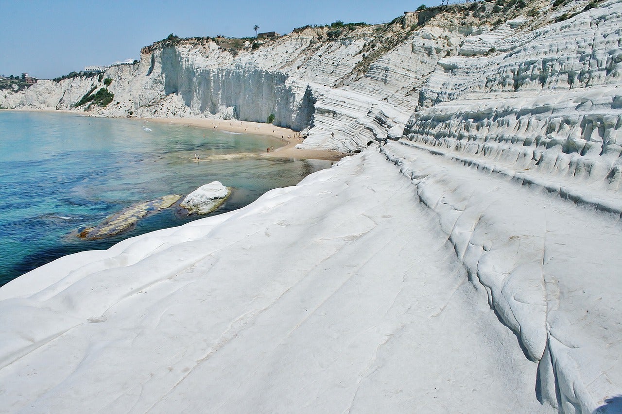 scala-dei-turchi croisière en sicile croisière en sardaigne dream yacht charter