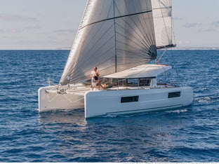 CATAMARAN 38-41ft