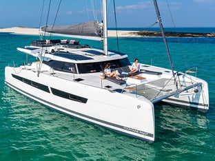 CATAMARAN 48-54ft