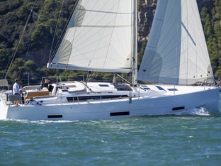 MONOHULL 43-52ft