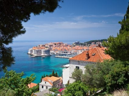 dubrovnik sailing harbor