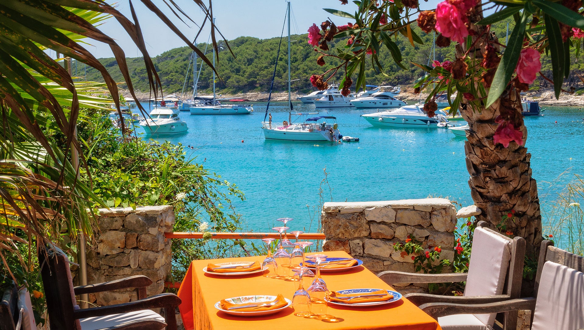 hvar croatia yacht charter holiday