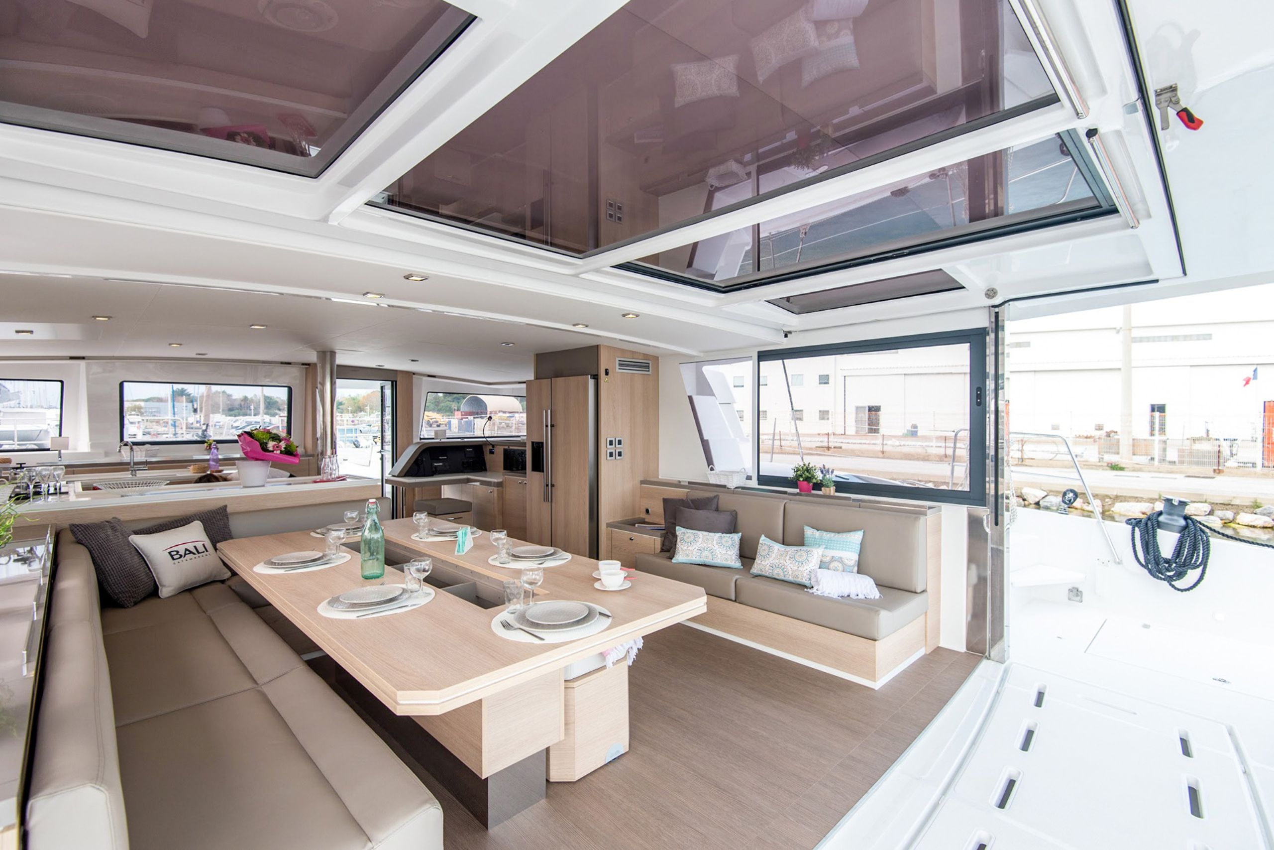 Bali 5.4 Charter